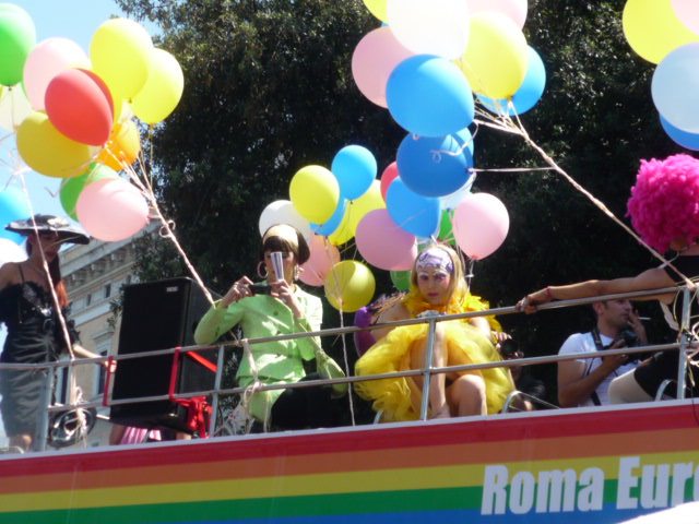 Roma Pride 2009 I carri