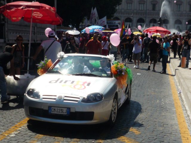 Roma Pride 2009 I carri