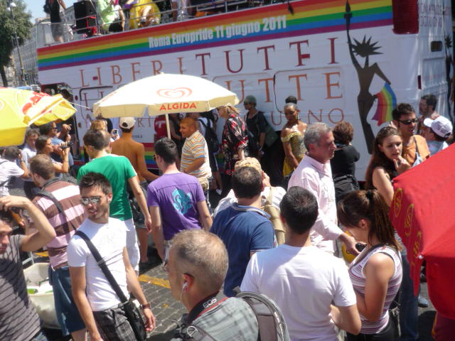 Roma Pride 2009 I carri