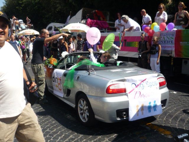 Roma Pride 2009 I carri