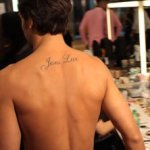 Jesus Luz in Italia sfila per Dolce e Gabbana - Thumbnail