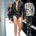 Jesus Luz in Italia sfila per Dolce e Gabbana - Thumbnail