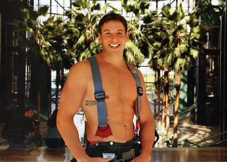 Sexy calendario 2010 per i pompieri di NYC