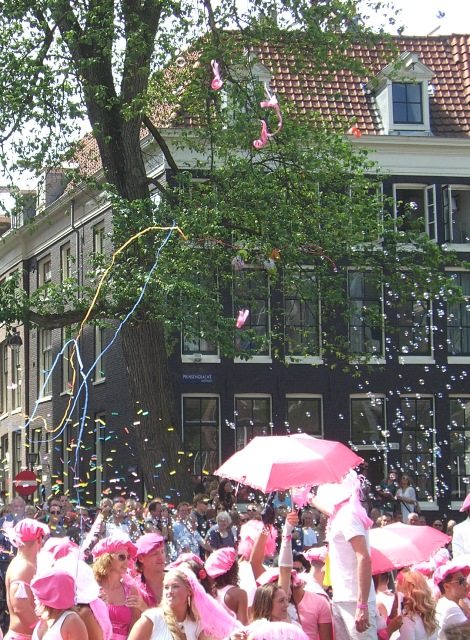 Amsterdam e il suo Gay Pride sui battelli