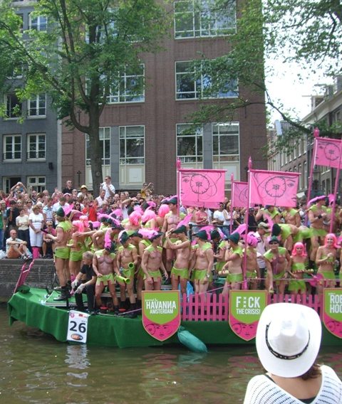 Amsterdam e il suo Gay Pride sui battelli