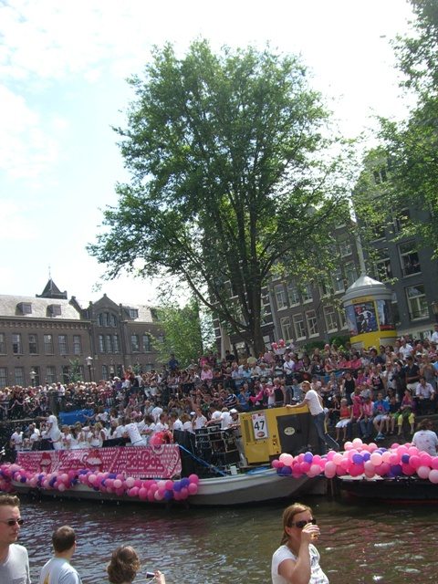 Amsterdam e il suo Gay Pride sui battelli