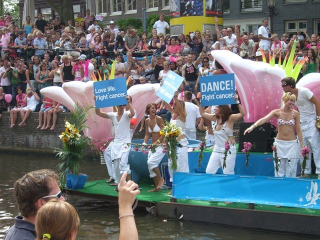 Amsterdam e il suo Gay Pride sui battelli