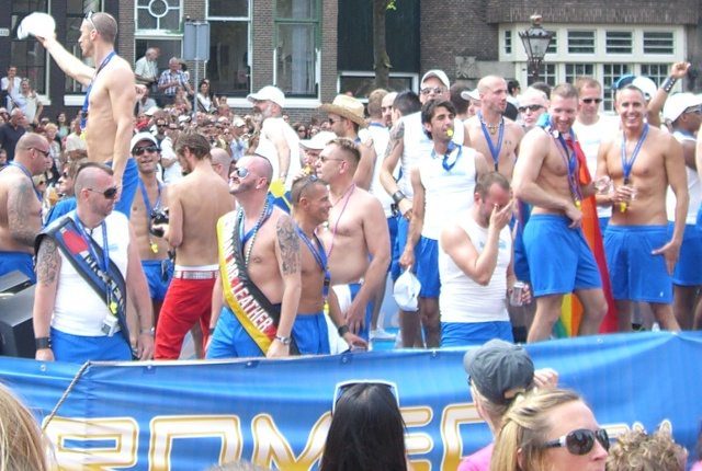 Amsterdam e il suo Gay Pride sui battelli