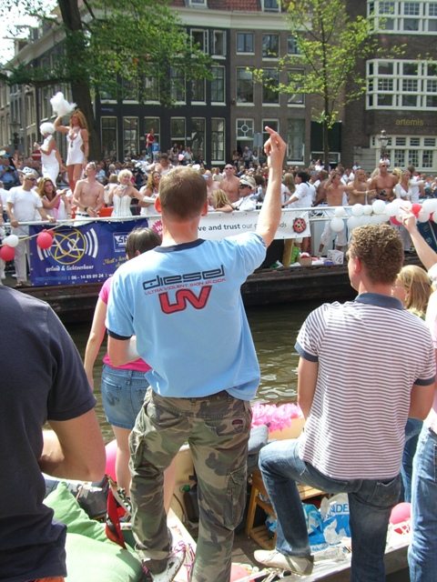 Amsterdam e il suo Gay Pride sui battelli