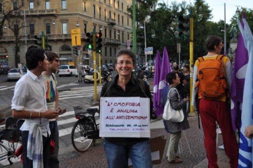 Il sit in al Consolato spagnolo