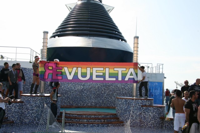 REvuelta - Final Party