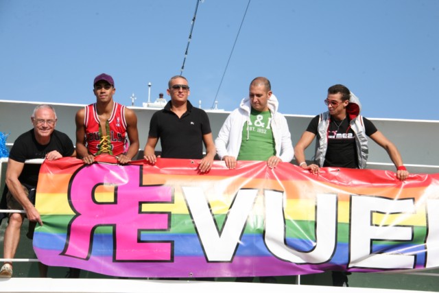 REvuelta - Final Party
