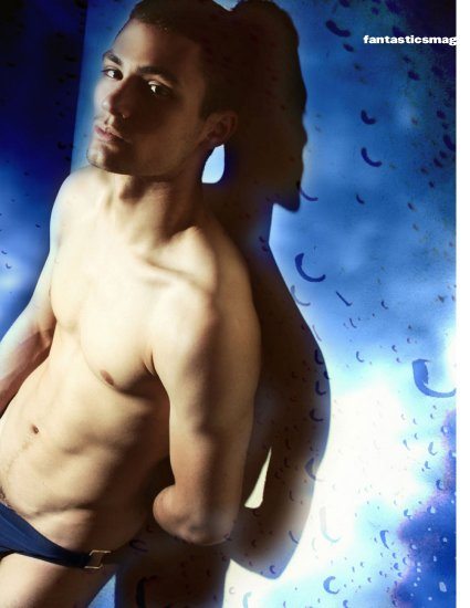 Con Lo&iuml;c torna l'estate su Fantastics Mag