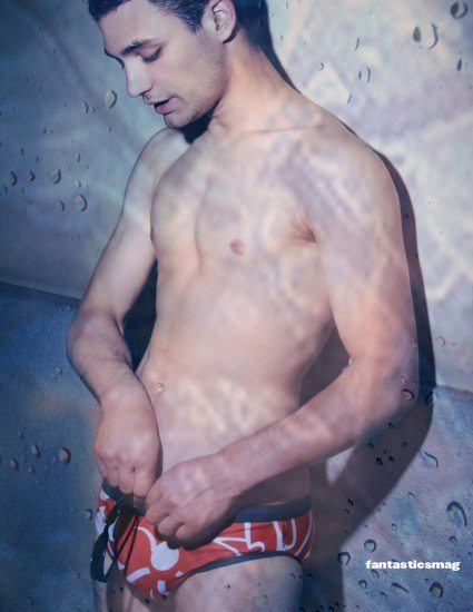 Con Lo&iuml;c torna l'estate su Fantastics Mag