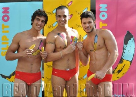 Con slip e banane la prevenzione diventa cool