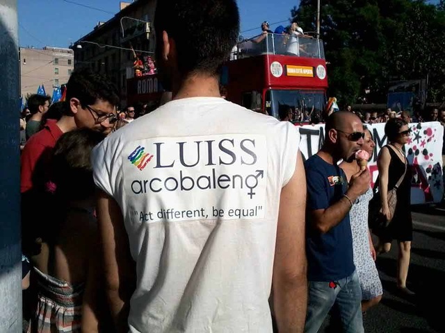 Le immagini pi&ugrave; belle del Roma Pride 2013