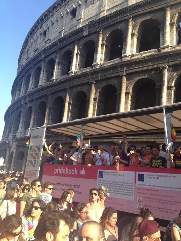 Le immagini pi&ugrave; belle del Roma Pride 2013