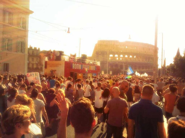 Le immagini pi&ugrave; belle del Roma Pride 2013