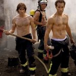 Il calendario pi&ugrave; caldo? Quello dei pompieri spagnoli - Thumbnail