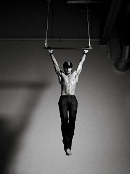 Jesus Luz, il boy-toy di Madonna su "L&rsquo;Officiel Homme"
