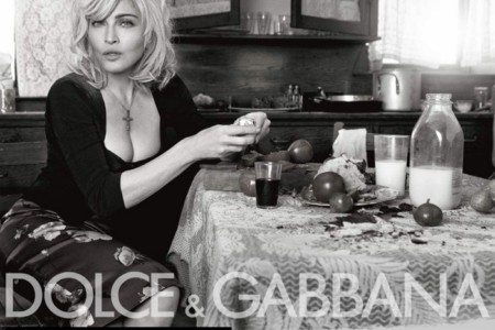 Tutti gli scatti di Madonna per Dolce e Gabbana