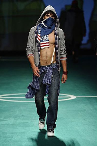 Frankie Morello presenta il suo inverno "hot"