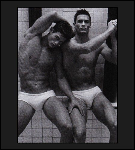 Juan e Cesar, i provocanti gemelli di Vogue Italia