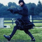 Pistole, caramelle e nudit&agrave; per Steven Klein - Thumbnail