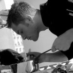 Simone Rugiati, sexy chef naufragato tra i vip - Thumbnail