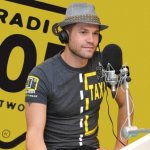 Simone Rugiati, sexy chef naufragato tra i vip - Thumbnail