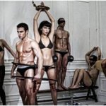 Underwear greca, tra statue umane e modelli di marmo - Thumbnail