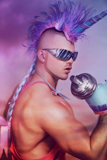 Finalmente arriva David, sexy-unicorno di Exterface