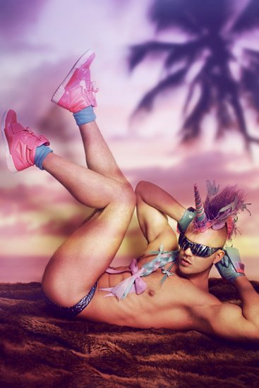 Finalmente arriva David, sexy-unicorno di Exterface