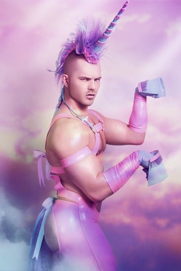 Finalmente arriva David, sexy-unicorno di Exterface