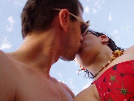 Le foto dei baci vietati a Bergamo