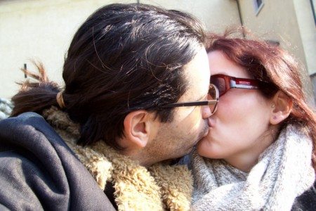 Le foto dei baci vietati a Bergamo