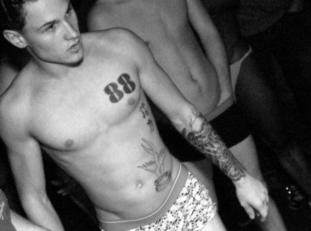 Gli spogliarellisti gay di Craig Seymour