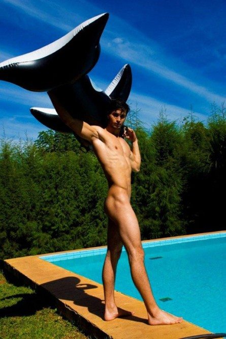 Ygor, corpo a corpo con la balena per Didio