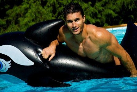Ygor, corpo a corpo con la balena per Didio