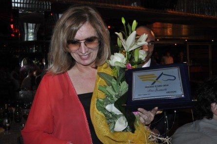 Iva Zanicchi e Lella Costa ricevono il Pegaso d'Oro