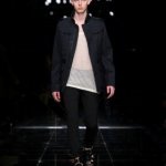 Militari e motociclisti per Burberry - Thumbnail