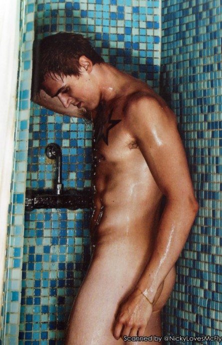 Tornano i McFly, e si spogliano per il magazine gay