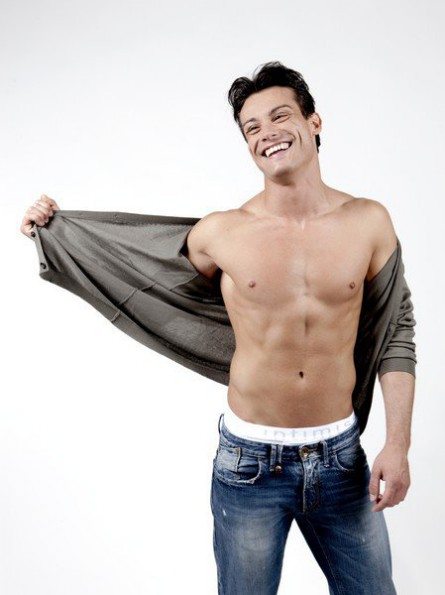 Mattia, da Savona alla Versilia per vincere Mister Gay