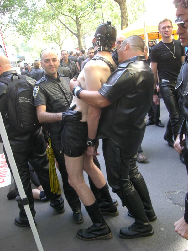 Pelle, fetish e borchie: ecco il Folsom Europe
