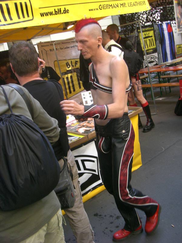Pelle, fetish e borchie: ecco il Folsom Europe