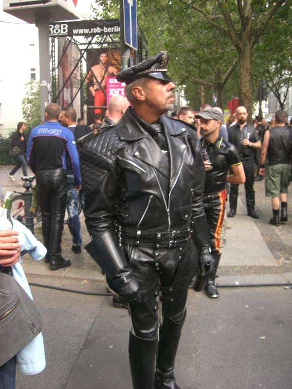 Pelle, fetish e borchie: ecco il Folsom Europe