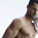 Sensuale, sexy Derek - Thumbnail