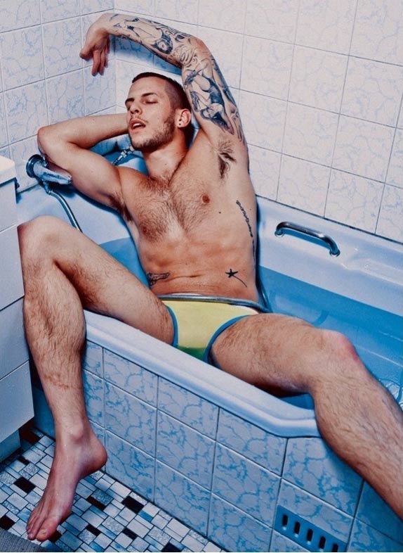 Teamm8 punta sull'allenatore australiano in vasca da bagno