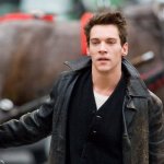 Jonathan Rhys Meyers, bellezza regale - Thumbnail