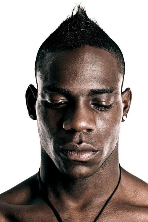 Mario Balotelli, la bellezza nera del calcio italiano